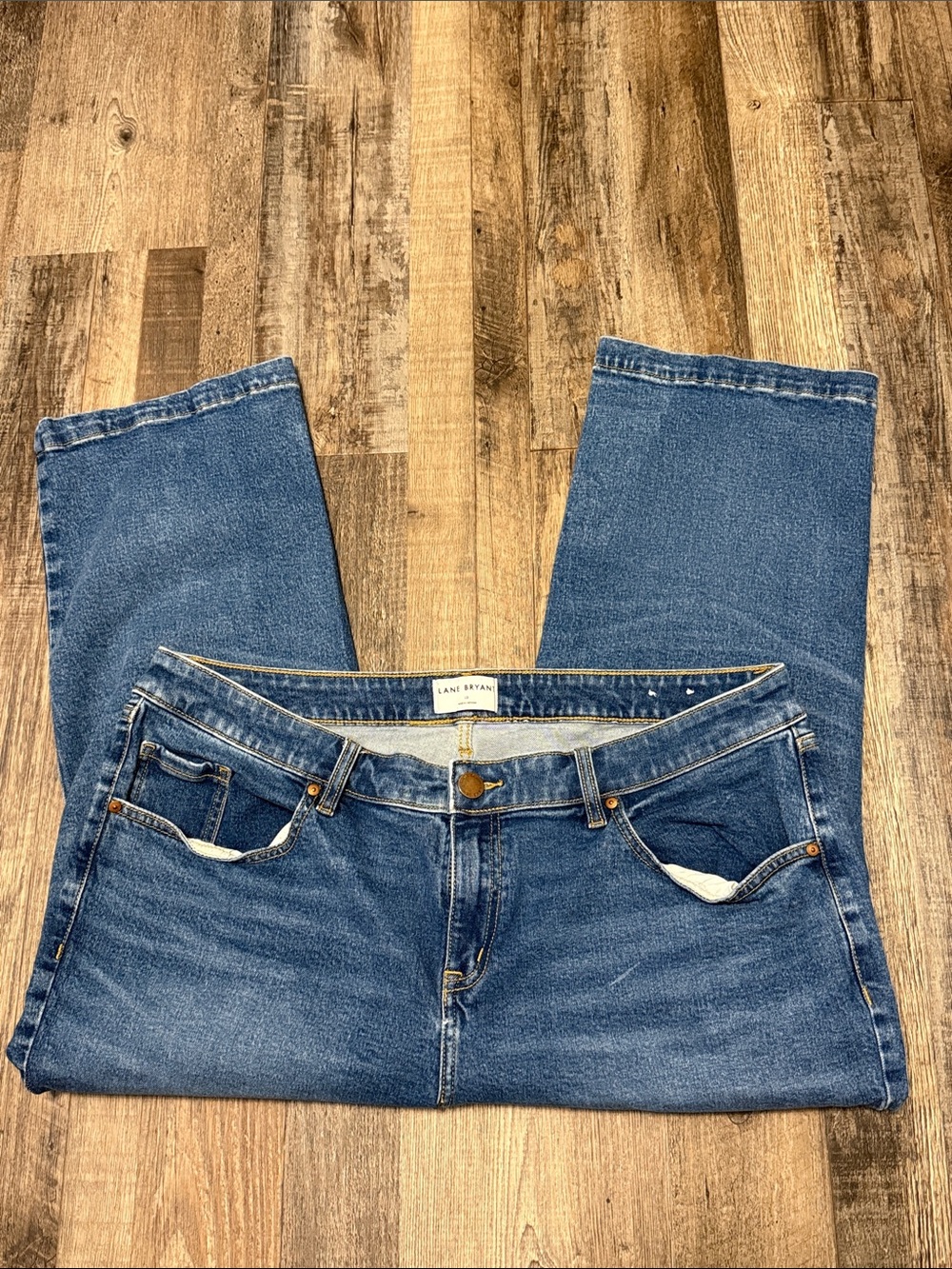 Lane Bryant Flex Magic Waistband Signature Fit Mid Rise Crop Denim Size 18